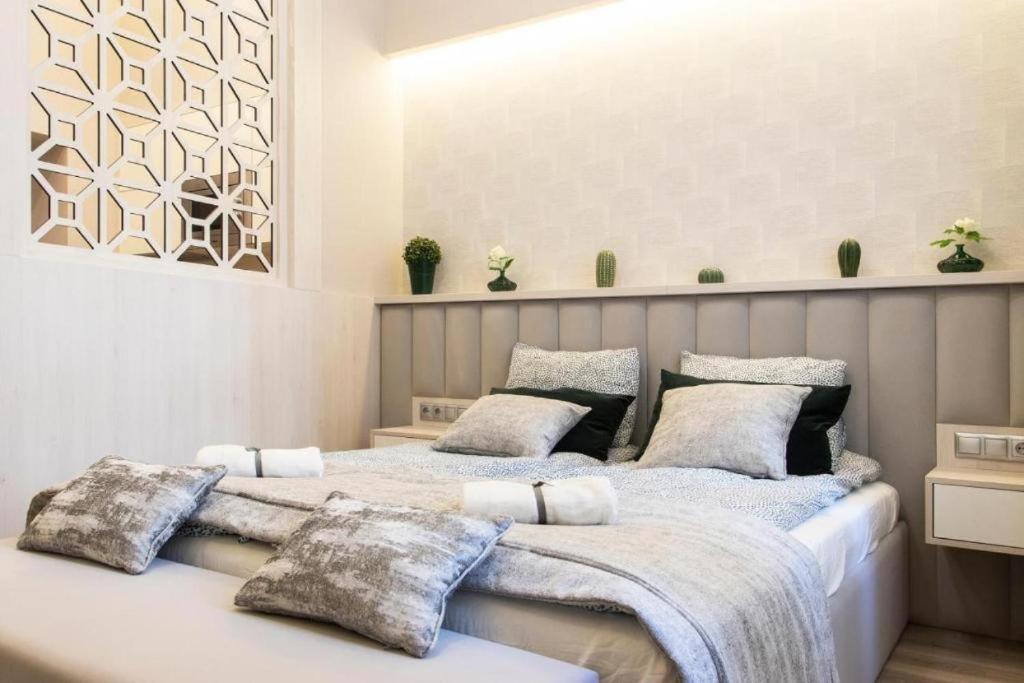 Revay 20 Suites By Corall Budapest Exterior foto