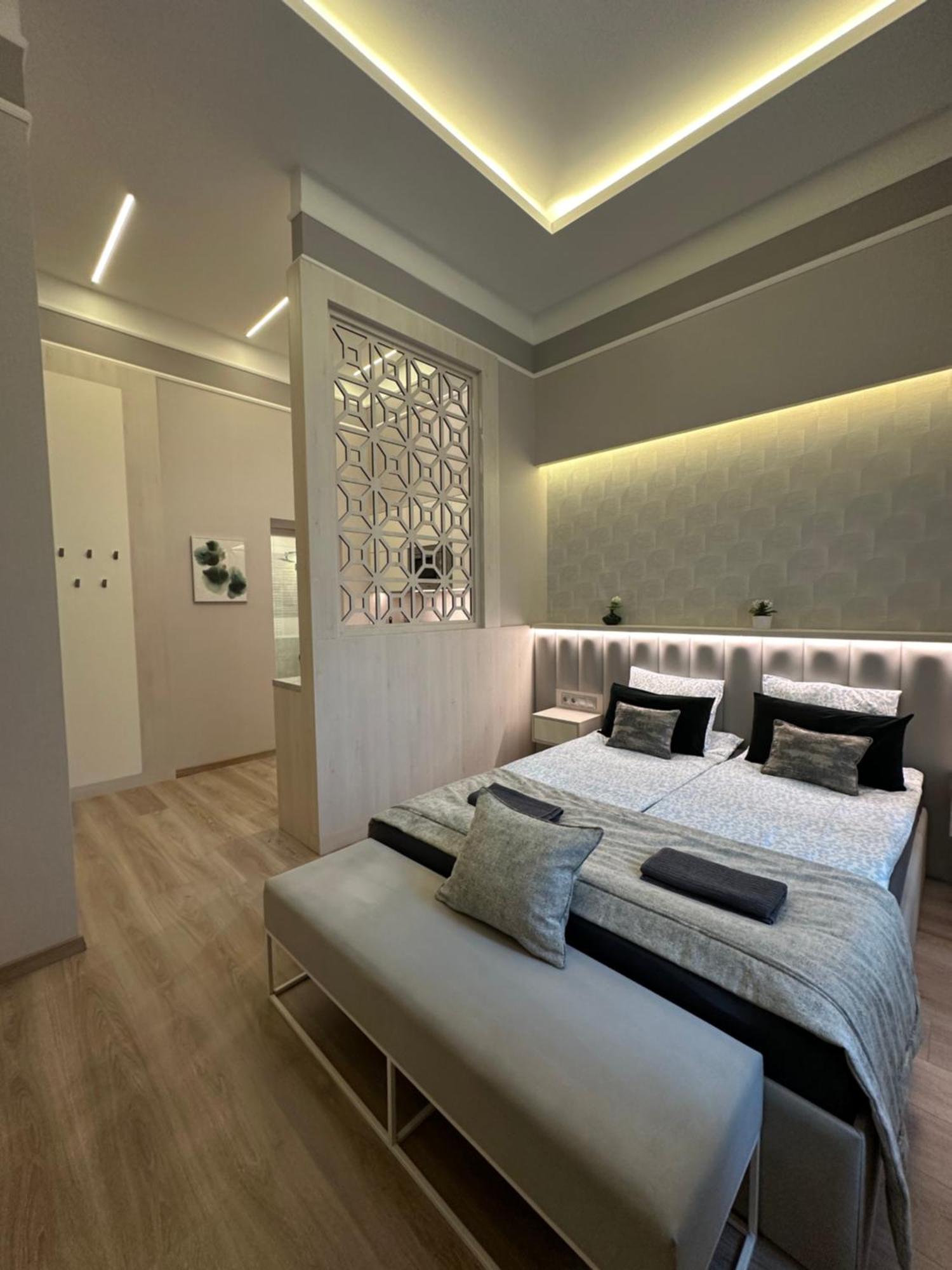 Revay 20 Suites By Corall Budapest Exterior foto