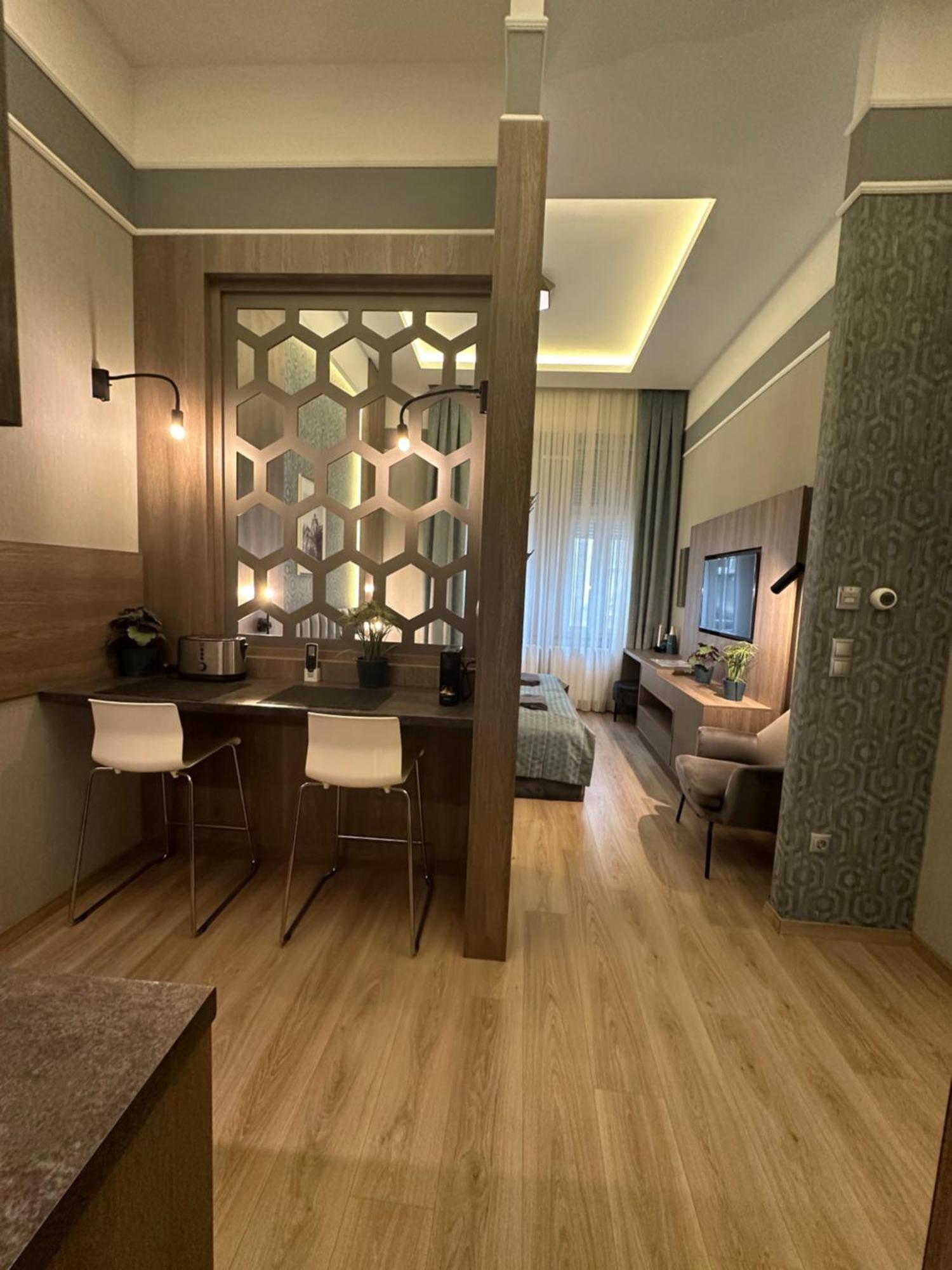 Revay 20 Suites By Corall Budapest Exterior foto