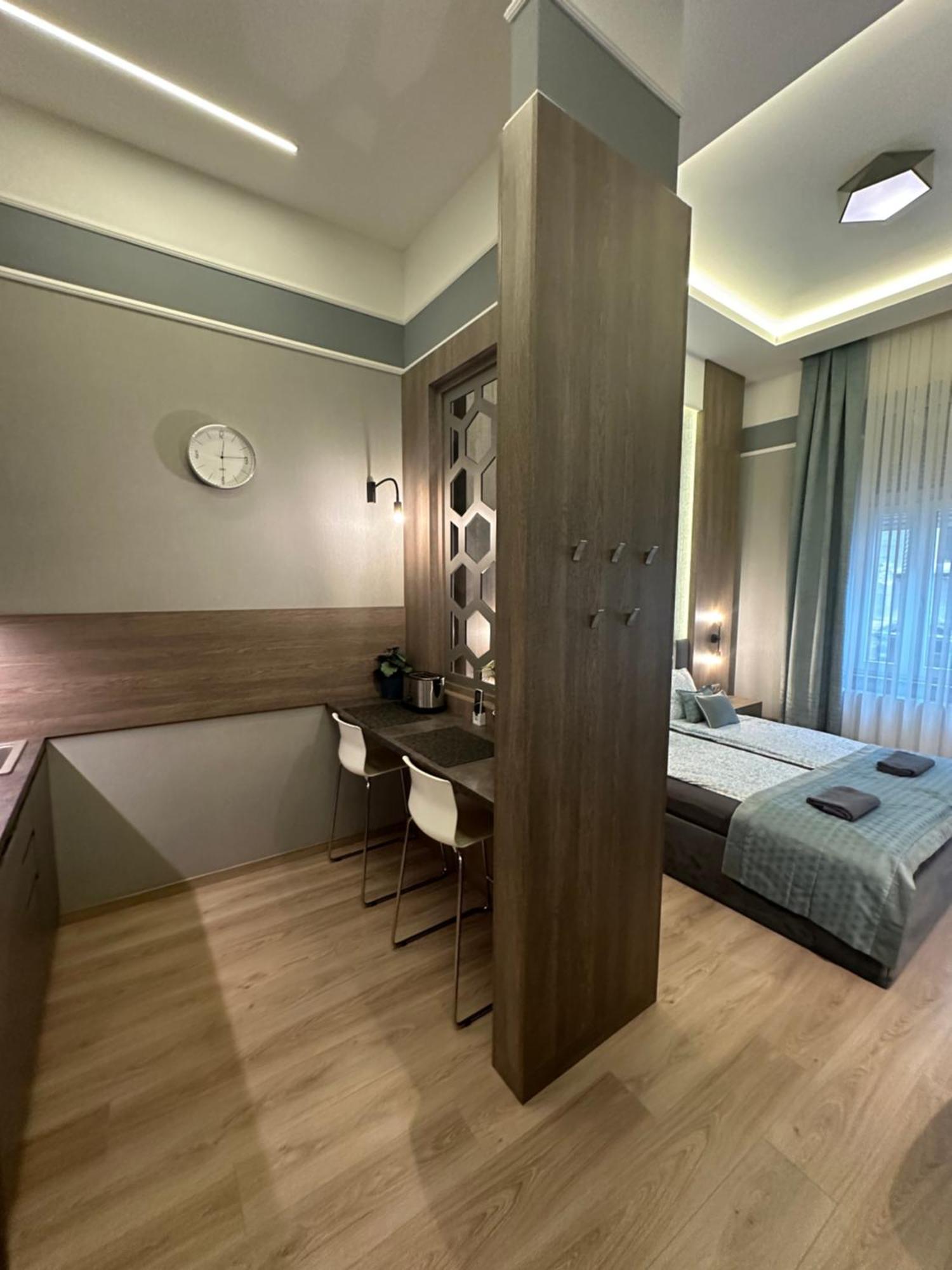 Revay 20 Suites By Corall Budapest Exterior foto