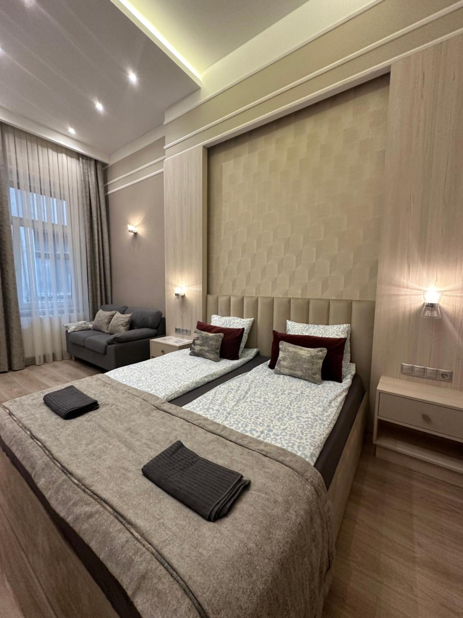 Revay 20 Suites By Corall Budapest Exterior foto